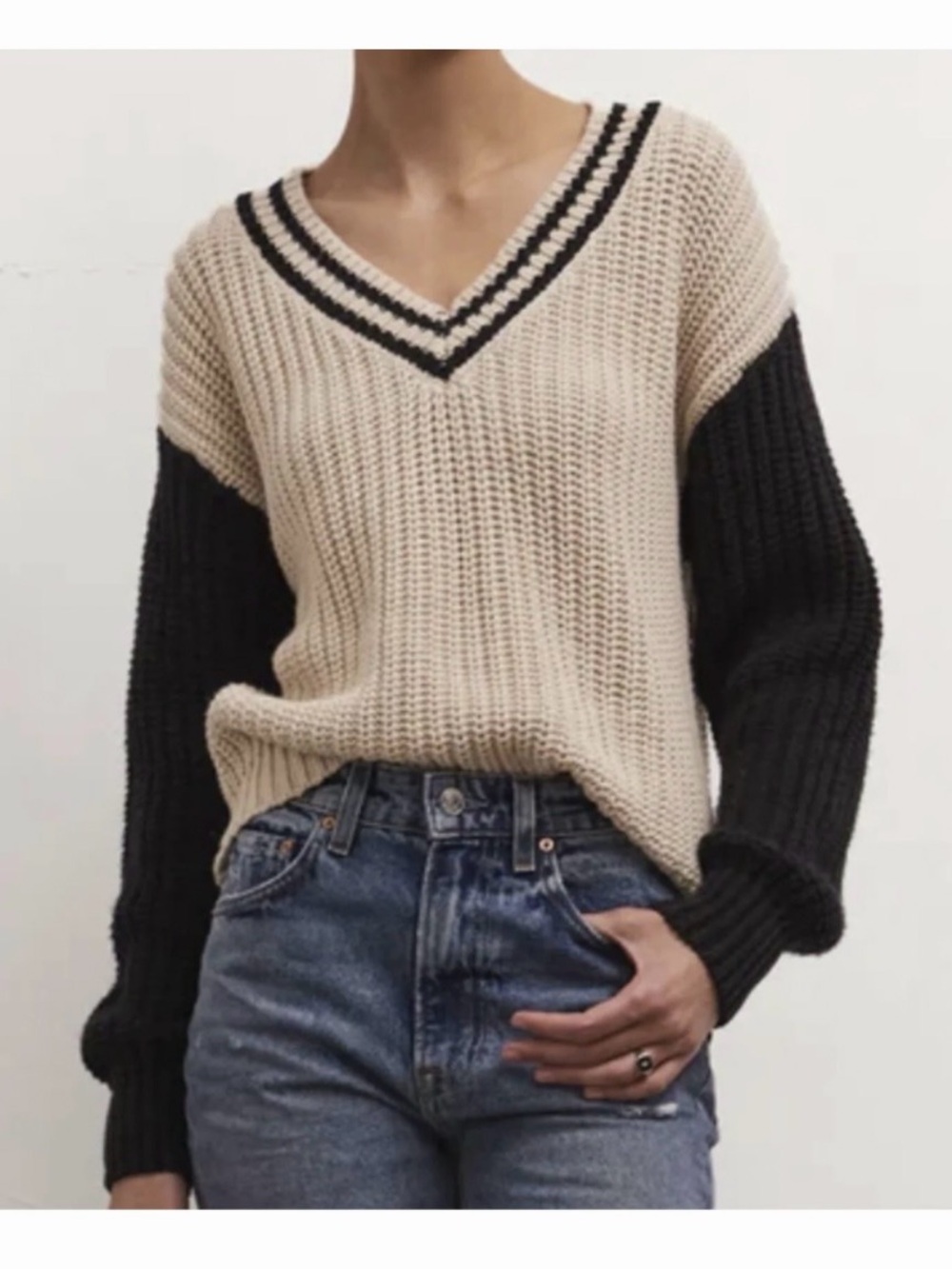 Z Supply Hunter Varsity Sweater
Cream and Black